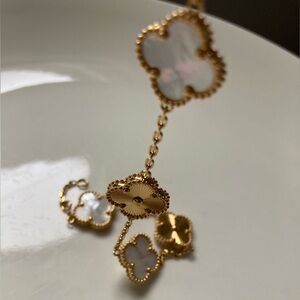 🔥 Clover Motif Bracelet S925 Silver White Shell - Symbol of Luck & Elegance